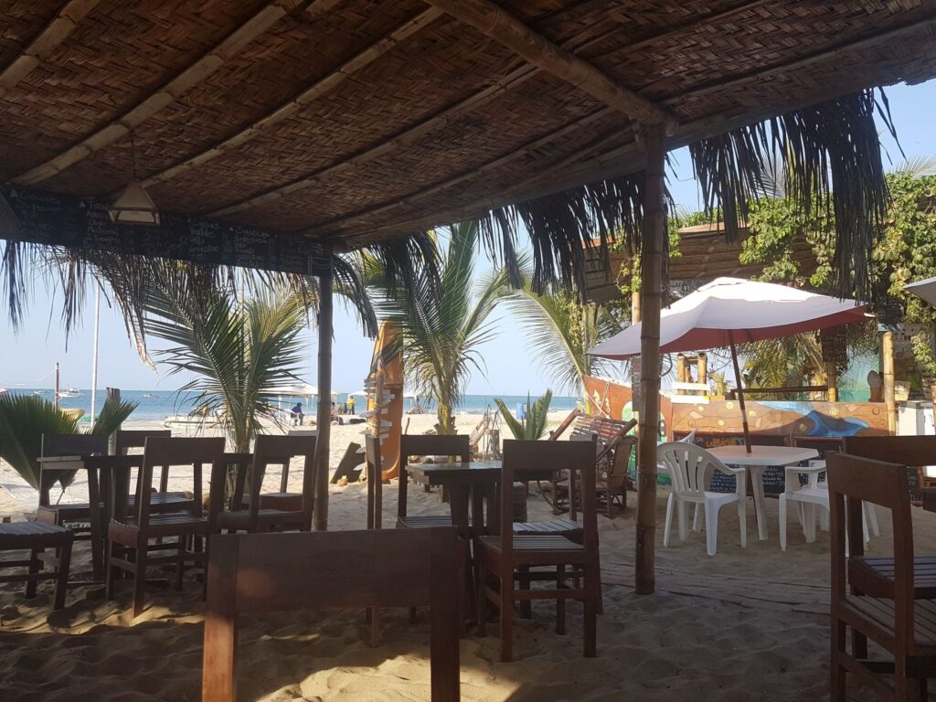Mancora Peru beach bar restaurant on the northern coast